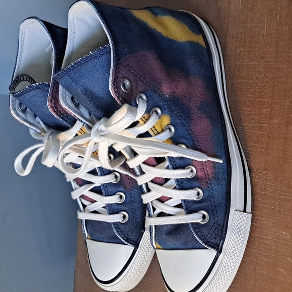 Converse Allstar Chuck Taylor Blue & Wine Tie Dye Hightop Sneakers Unisex - Picture 4 of 7
